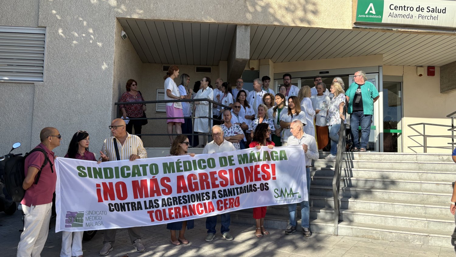 Una mujer agrede brutalmente a una médica del Centro de Salud Alameda Perchel 