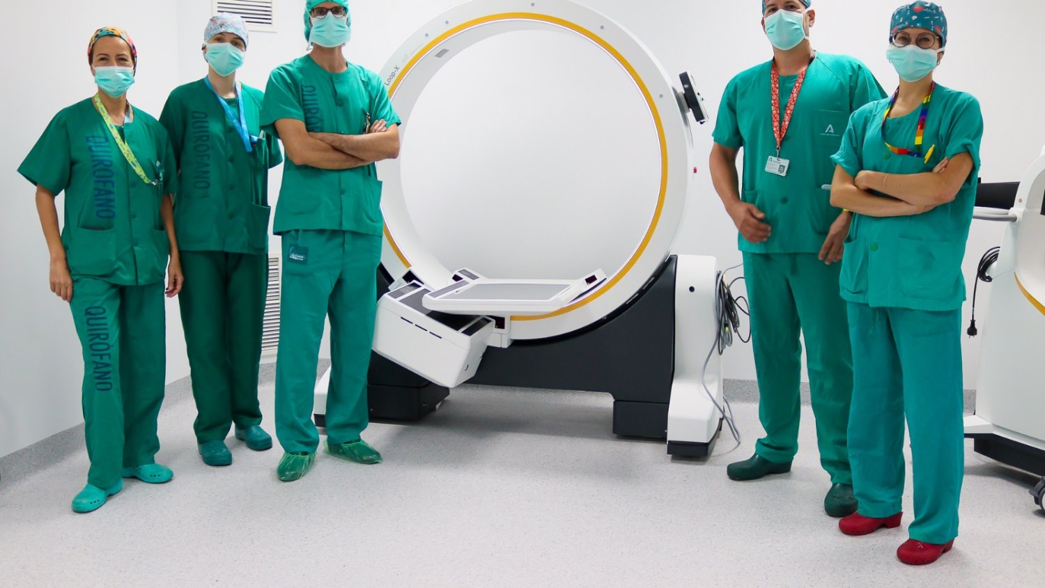 El Hospital Regional de Málaga refuerza su liderazgo en cirugía de columna con navegación intraoperatoria avanzada