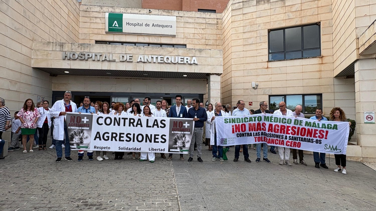 Amenazan a una radióloga del Hospital de Antequera mientras realizaba una ecografía de mama 
