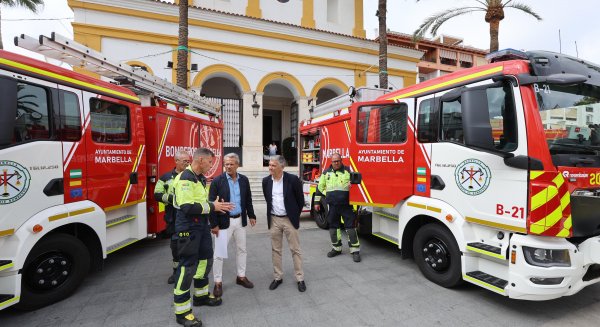 Marbella refuerza el parque móvil de Bomberos en el municipio con la incorporación de tres vehículos