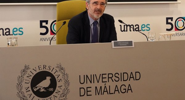 UMA.- Manuel Cruz aboga por la universalidad de la 'universidad' y reclama el debate para generar conocimiento