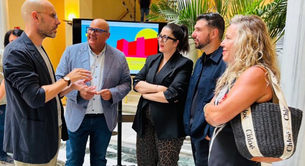 La Térmica Village llega a Vélez-Málaga con los directos de Nebulossa, Joe Crepúsculo y Toldos Verdes, el taller de Pedrita Parker y la instalación 'Réquiem por la moda'