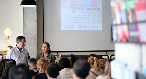 El programa 'Objetivo Empresa' ofrece asesoramiento gratuito al ecosistema emprendedor malagueño para desarrollar planes de negocio