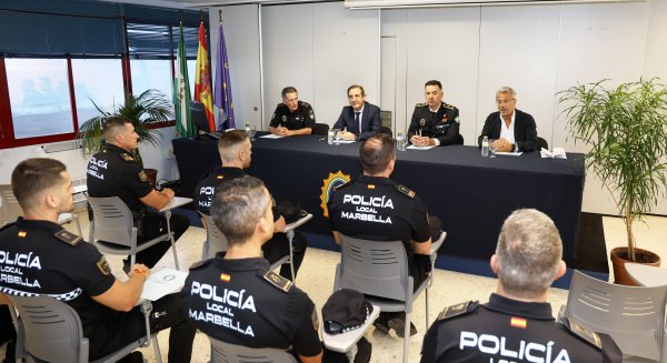 El Ayuntamiento de Marbella sigue reforzando la estructura la Policía Local con la promoción interna de varios mandos