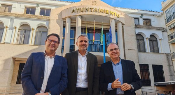 El PSOE denuncia el abandono de la Junta de Andalucía y reclama que el metro llegue hasta Rincón de la Victoria cuanto antes