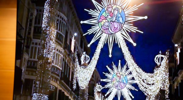 Málaga estrena diseño navideño en calle Larios y refuerza su compromiso con la sostenibilidad
