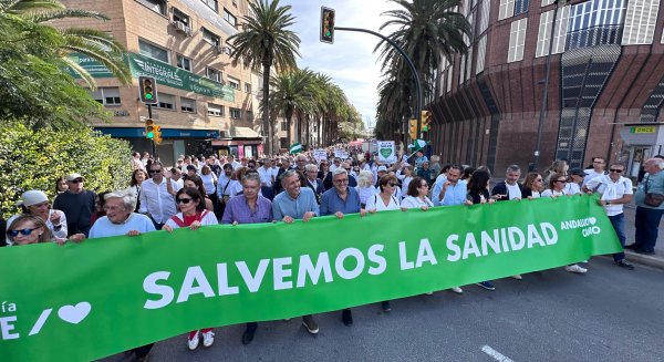  El PSOE de Málaga exige a Juanma Moreno que “baje del pedestal” y escuche el clamor de Málaga en defensa de la sanidad pública