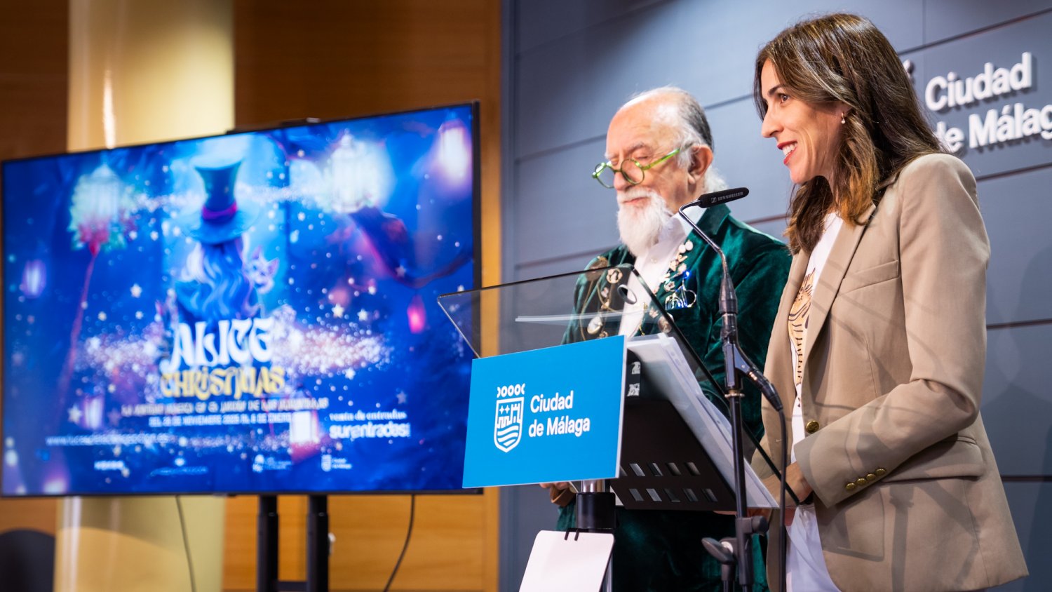 La Concepción se transforma en un universo de fantasía con ‘Alice Christmas. La Navidad en el Jardín de las Maravillas’