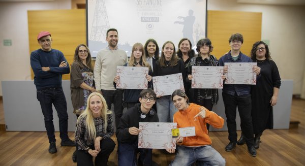 Los jóvenes Guillermo Villén y David Palomo, ganadores del Concurso de Cómic e Ilustración de Fancine 2025