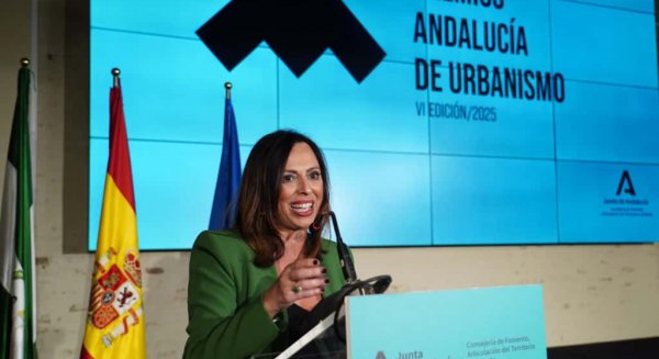 La Junta reconoce al Ayuntamiento de Ronda por la ordenación y protección del conjunto histórico de la ciudad  