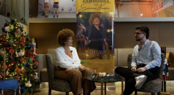 La artista Encarni Navarro presenta en Málaga su Gira 'Zambombá de Encarni Navarro' 2025