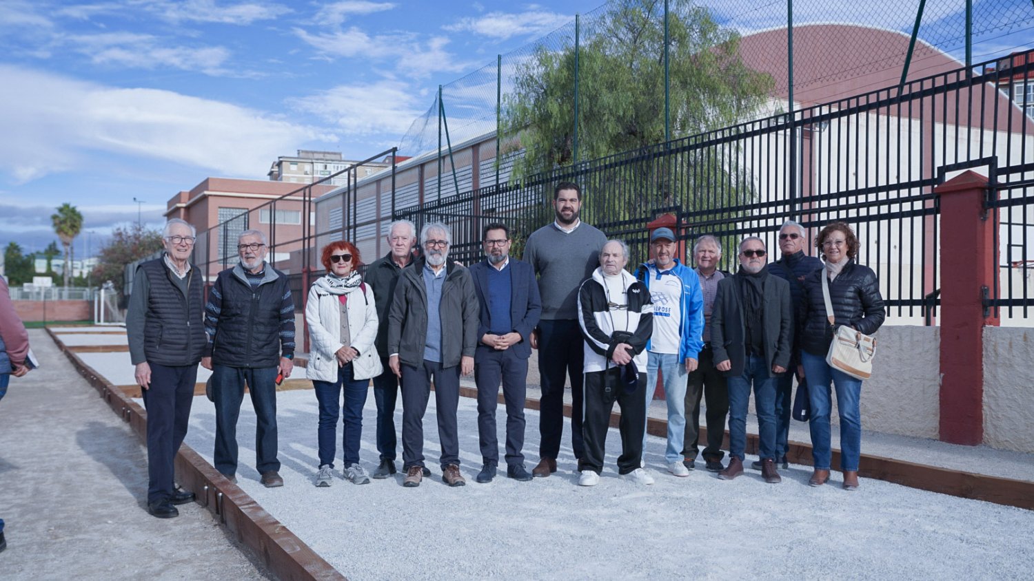 Entra en servicio una nueva pista de petanca en el campo de fútbol Roma Luz-Guadaljaire