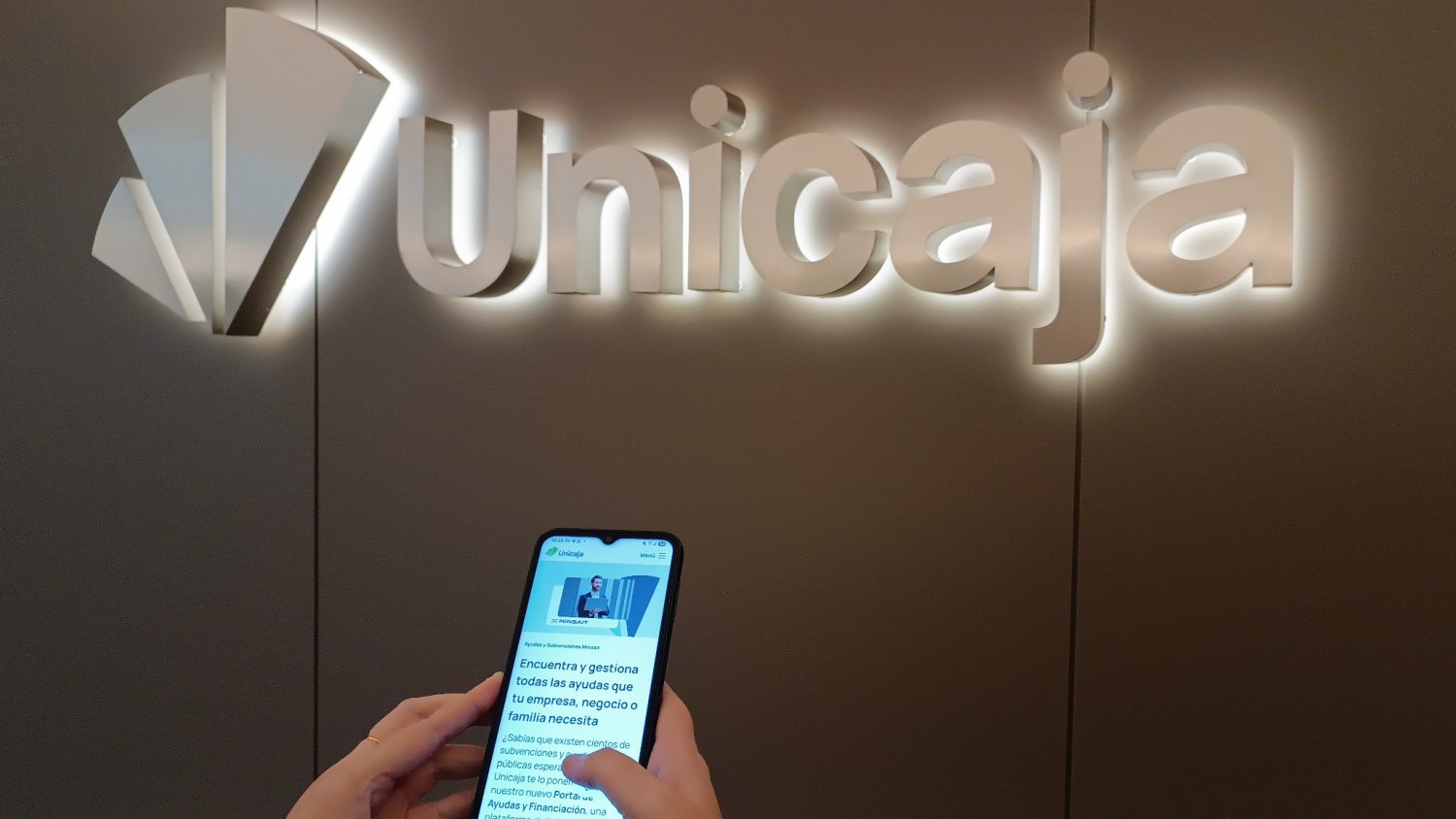 Unicaja y Minsait se unen para ofrecer a empresas y autónomos un servicio de búsqueda y gestión de ayudas públicas