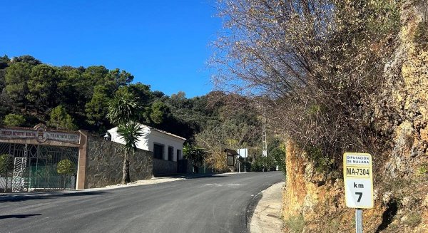 La Diputación asfalta la carretera de acceso a Igualeja con una inversión de 148.000 euros