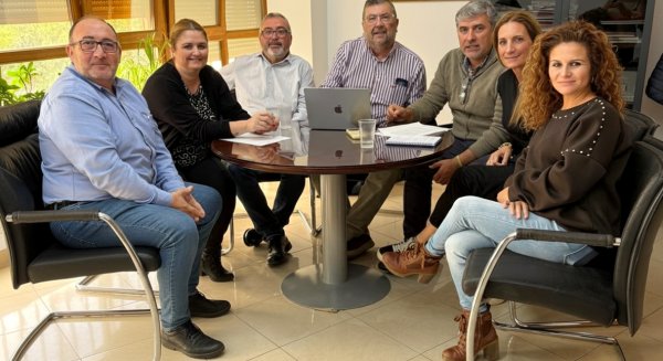 El PSOE insta a la Junta a agilizar los trámites administrativos, técnicos y ambientales de la desaladora de la Axarquía