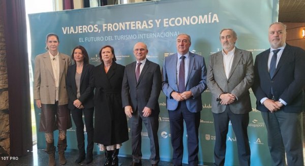Turismo Costa del Sol reivindica en una mesa redonda la posición de la provincia de Málaga como referente global en turismo inteligente y movilidad internacional