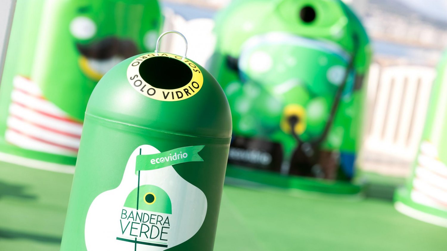 Mijas logra la Bandera Verde de Ecovidrio, convirtiéndose en uno de los municipios más comprometidos con la sostenibilidad