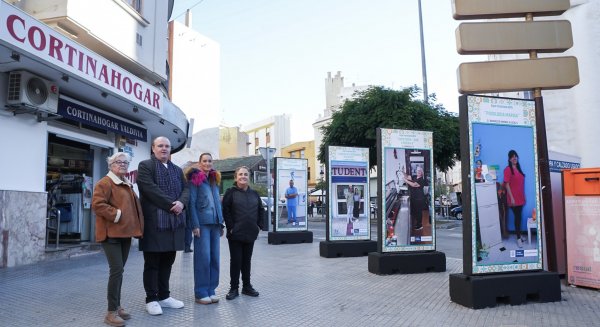 El Ayuntamiento rinde homenaje al comercio de proximidad de los barrios de la Victoria y Capuchinos a través de la 'Expo Victoriana' 2025