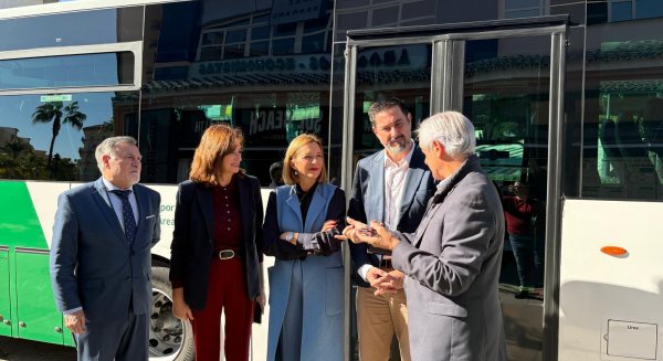 La Junta mejora el transporte público entre Fuengirola, La Cala de Mijas y Marbella con una nueva línea 