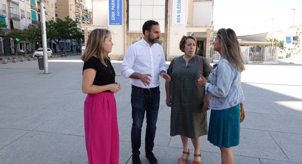 PSOE pide la municipalización del CAC Málaga y dotar al Ruso de colecciones de museos nacionales