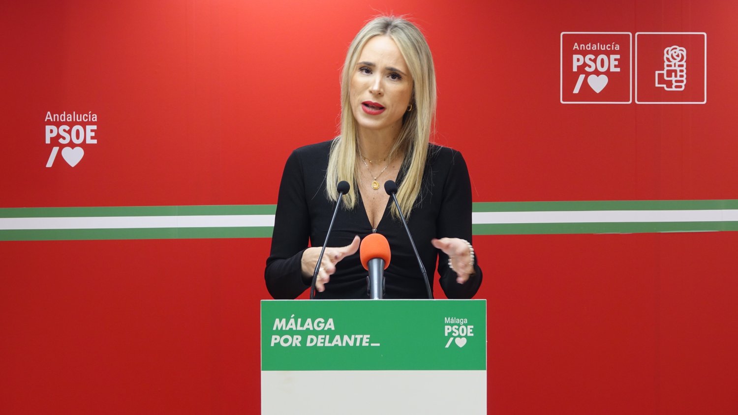 El PSOE denuncia que el gobierno de Juanma Moreno condena al alumnado andaluz a seguir masificado en las aulas