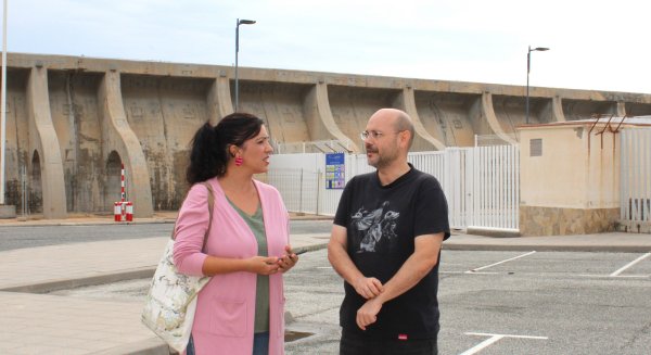 Con Málaga exige frenar el rascacielos del Puerto y abrir una consulta ciudadana