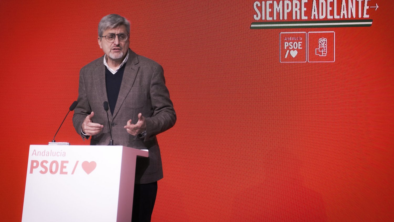 El PSOE de Málaga pide la suspensión de militancia del secretario general de Torremolinos por presunto acoso sexual