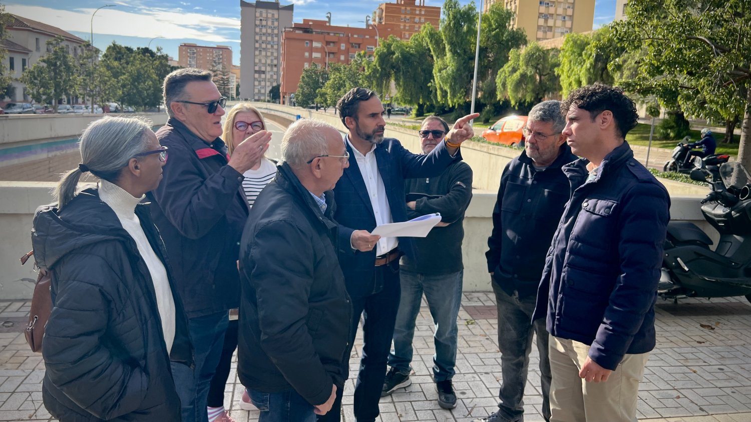 El PSOE exige paralizar la reordenación del tráfico en el entorno de plaza Manuel Azaña 