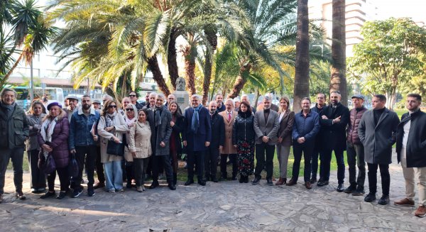 El PSOE de Málaga reivindica el legado de Pablo Iglesias Posse en el centenario de su fallecimiento