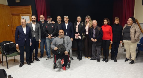 El PSOE denuncia el retraso de la Junta que deja a más de 4.000 familias de Málaga sin las tarjetas monedero de asistencia básica