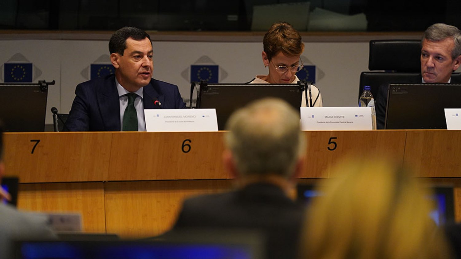 Moreno defiende la importancia de las regiones en Europa y pide a la Comisión que les garantice fondos