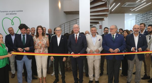 El Tour del Cáncer llega a Málaga para acercar la realidad de la enfermedad a la sociedad