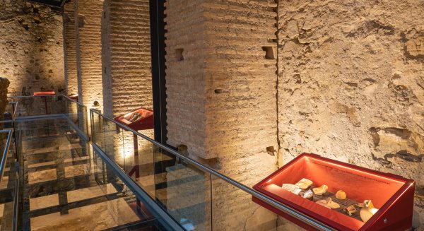 El Castillo de San Luis de Estepona supera las 34.500 visitas en su primer año como centro expositivo municipal