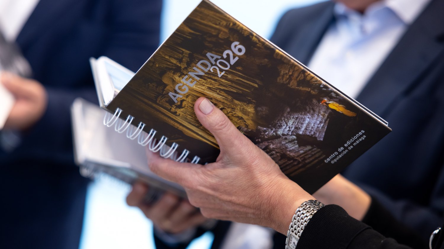 La Diputación de Málaga dedica la agenda de 2026 a la Cueva de Nerja 