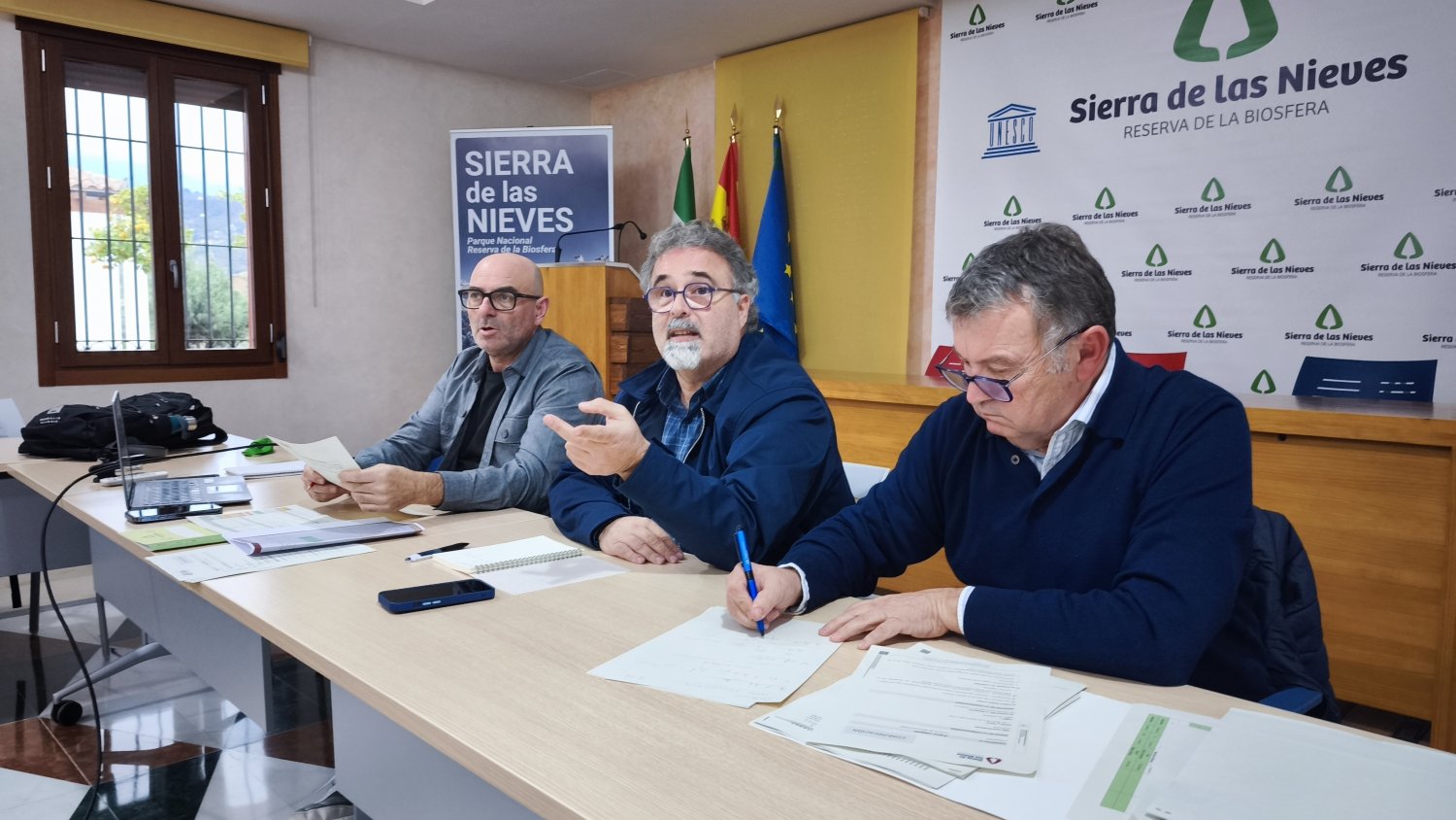 La Sierra de las Nieves adapta sus estatutos para dinamizar el desarrollo sostenible de la comarca