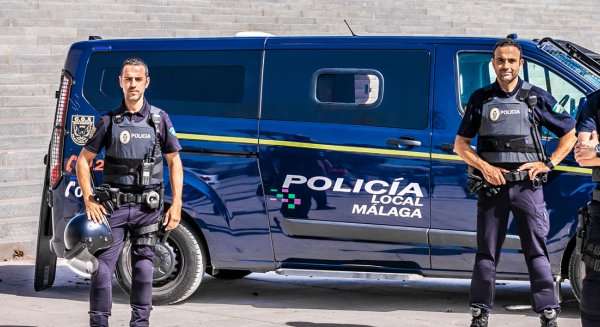 Detenido un hombre por provocar daños y robar en el interior de ocho vehículos en Ciudad Jardín
