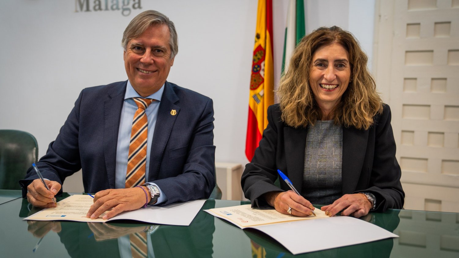 La Cámara y Málaga Comercio firman un convenio para impulsar la competitividad y modernización del comercio malagueño