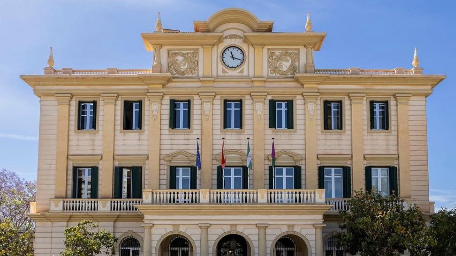 El Puerto de Málaga adopta decisiones de gestión y prevé un cierre de 2025 con resultados muy favorables
