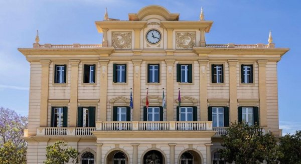 El Puerto de Málaga adopta decisiones de gestión y prevé un cierre de 2025 con resultados muy favorables