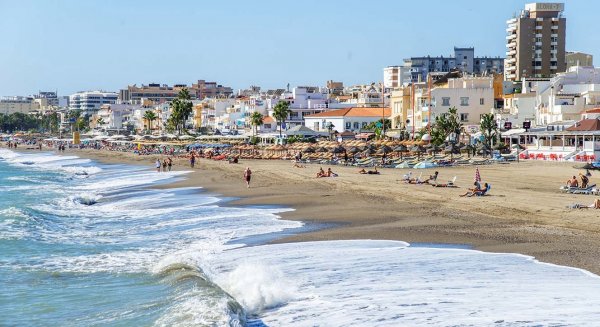 Torremolinos afronta la recta final de junio con la planta hotelera prácticamente al completo