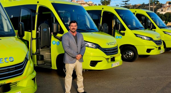 El Ayuntamiento de Rincón de la Victoria incorpora una nueva flota de autobuses para mejorar el transporte público urbano 