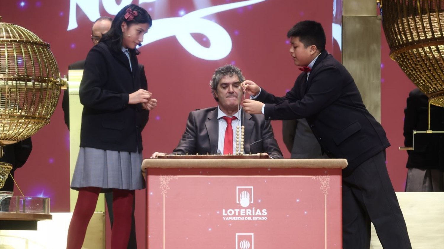 El 60.649 reparte la suerte de un quinto premio entre el Plaza Mayor y Torremolinos