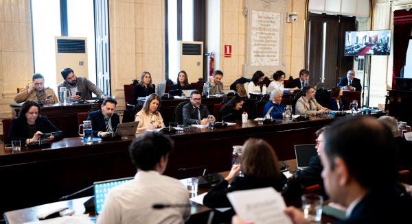 Málaga aprueba las ordenanzas para 2026 que mantienen congelados los principales impuestos y reducirá la plusvalía por herencia en un 37,5%