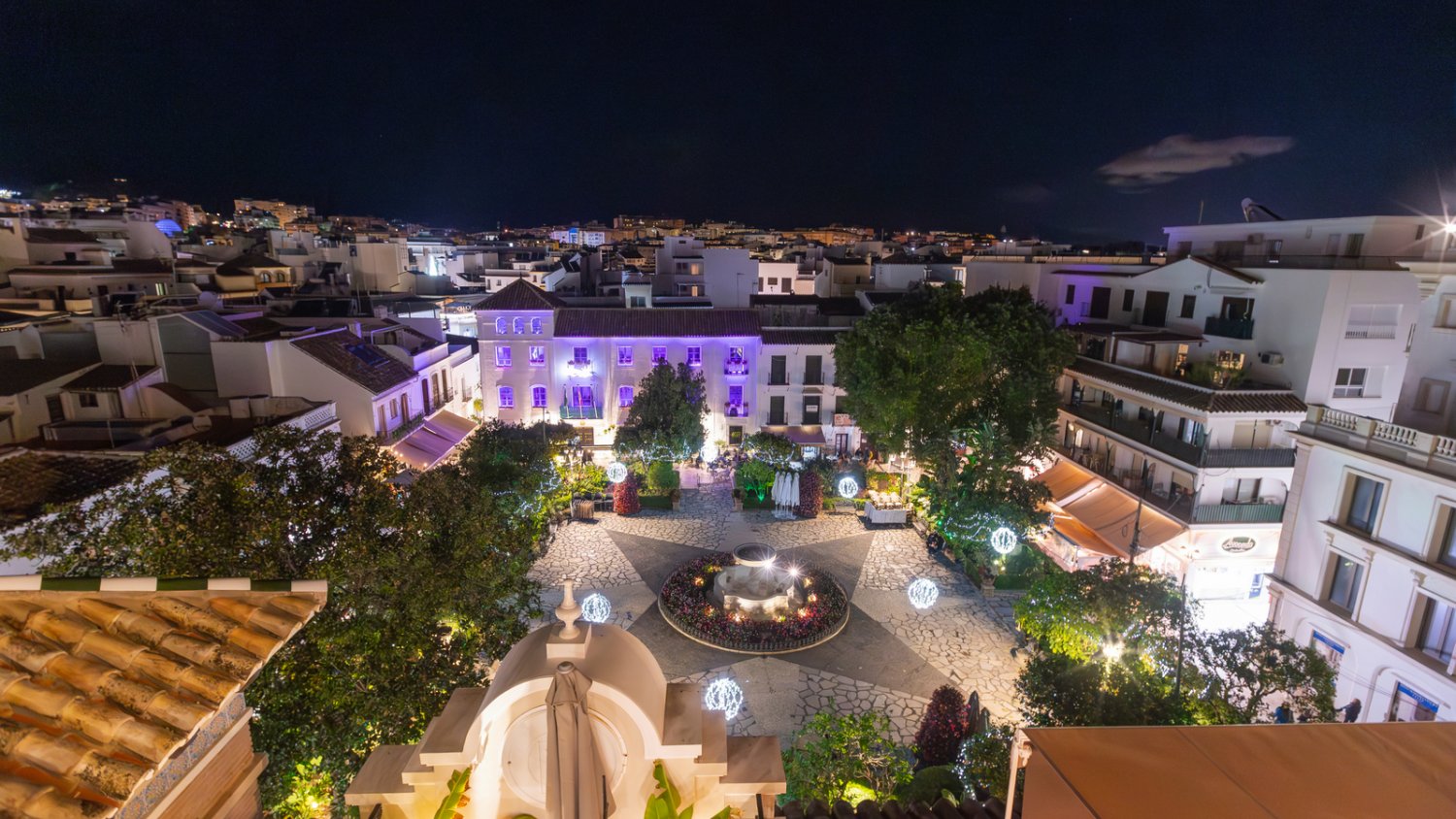 El alcalde de Estepona destaca los atractivos de la ciudad para visitarla durante las fiestas navideñas