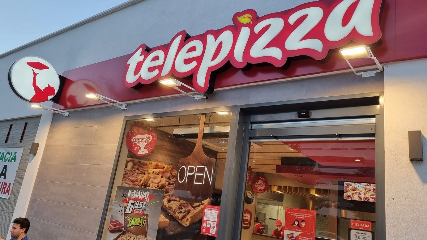 CCOO denuncia una posible 'sucesión encubierta' en Telepizza Málaga para evitar el despido de la plantilla