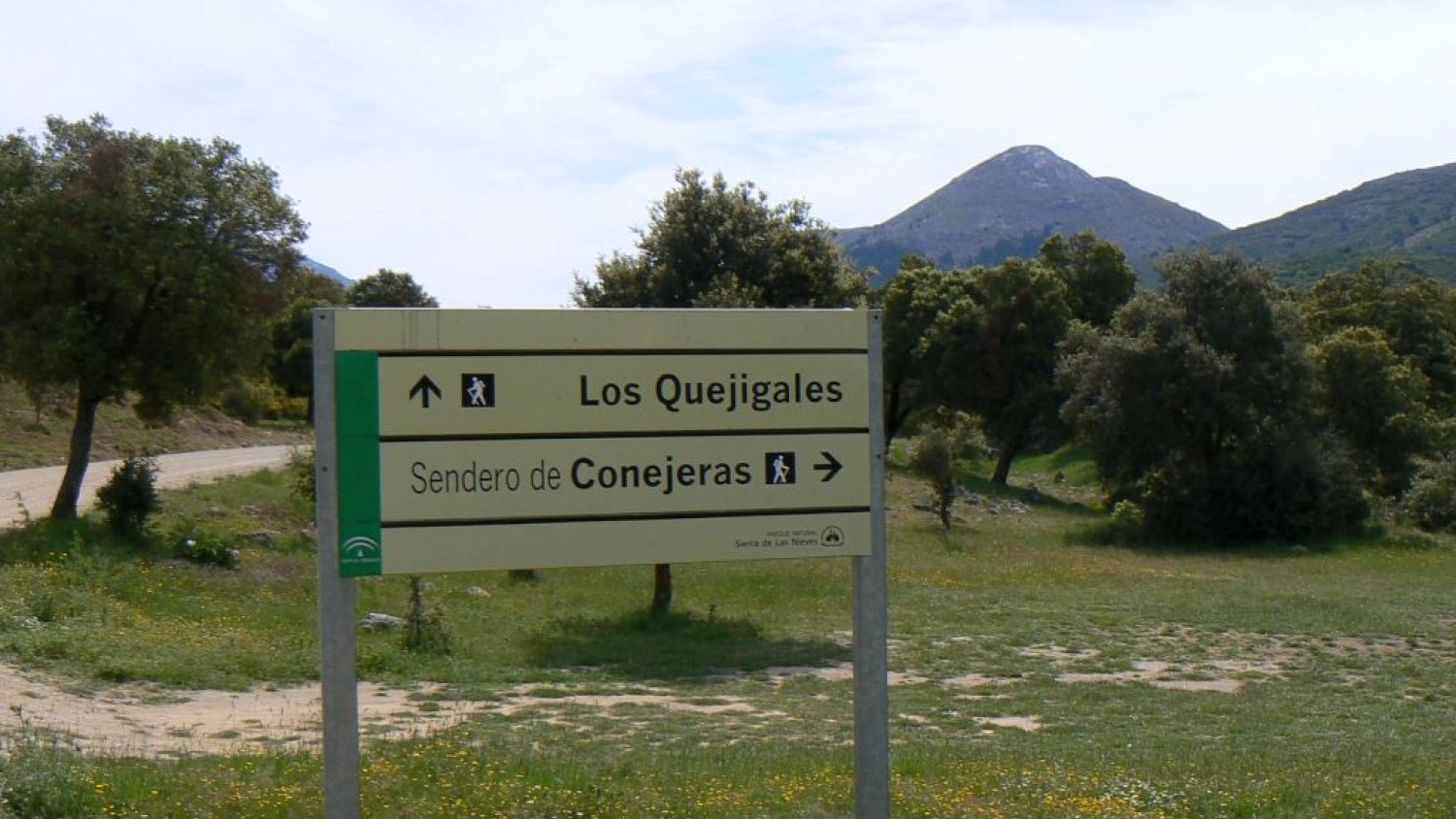 La Sierra de las Nieves lanza una app con geolocalización para recorrer su red de senderos