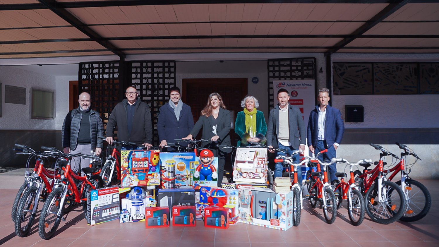 Teresa Porras presenta el cortejo real de Cruz del Humilladero, que contará con la participación empresarios locales