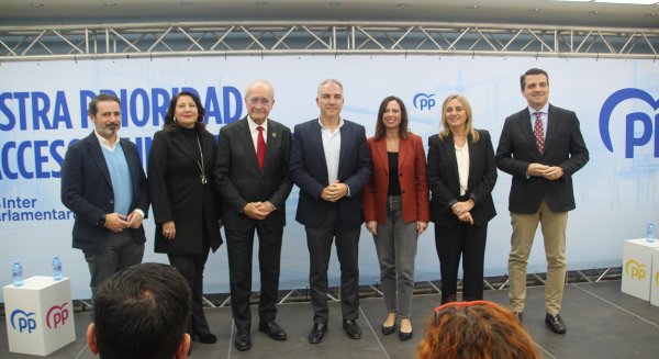 Elías Bendodo califica la política de vivienda de Sánchez como 'un gran engaño'