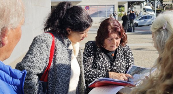 Con Málaga exige paralizar 26 apartamentos turísticos en Pedregalejo por 'atentado urbanístico'