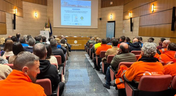 El Puerto de Málaga inicia una formación pionera a nivel nacional para sensibilizar sobre el narcotráfico